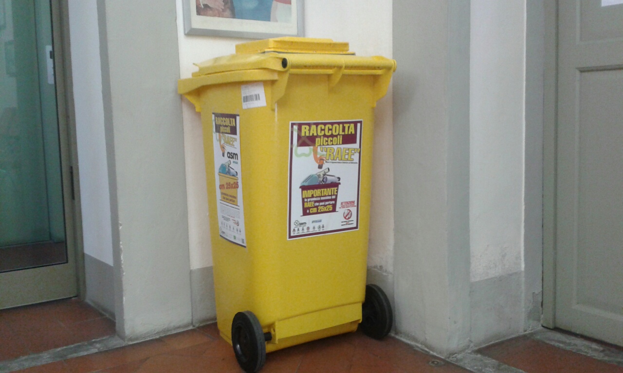Il bidone per la raccolta dei piccoli RAEE